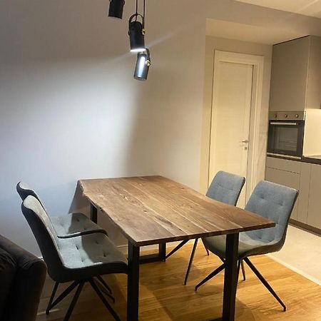 Apartman Vt Central Point Podgorica Luaran gambar