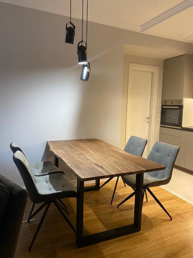 Apartman Vt Central Point Podgorica Luaran gambar